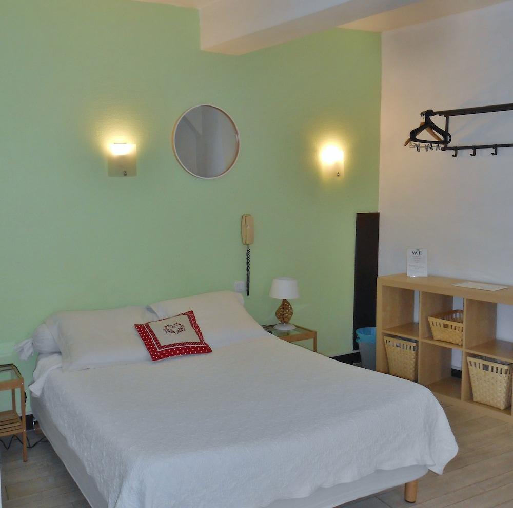 Le Palais, Hotel - Restaurant Apt Esterno foto